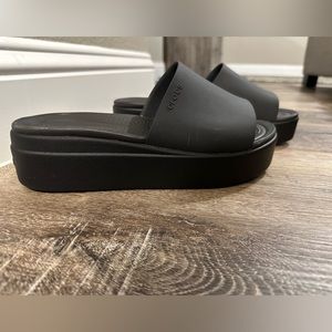 Crocs Platform Sandals